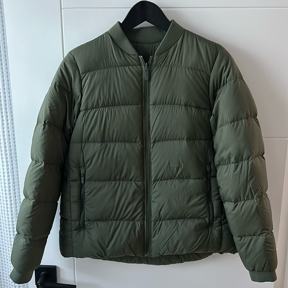 Lululemon Weightless Down Reversible Jacket - Picture 6 of 13